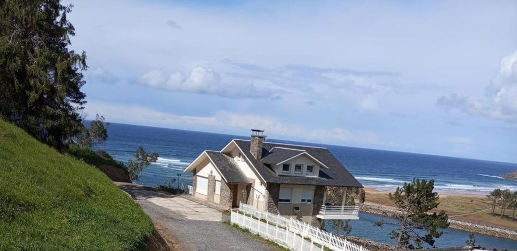 La Villa De Maria I Playa Beach El Puntal Asturias 比利亚维西奥萨 外观 照片